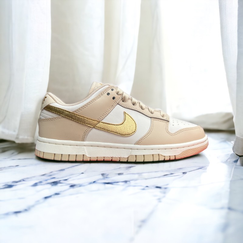 Dunk Low - Metallic Gold