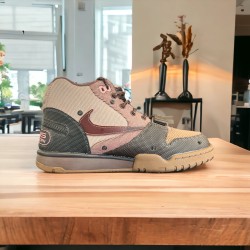 Nike Air Trainer projet Spécial TRAVIS SCOTT - Coloris Blé