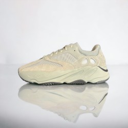 DV-Yeezy 700 - Tephra