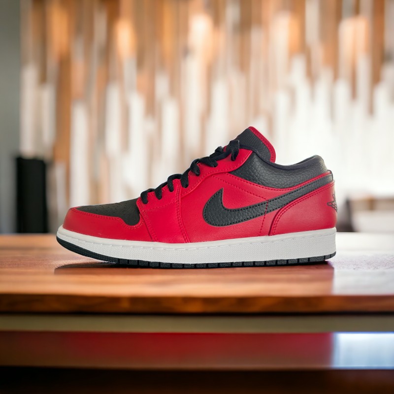 Jordan 1 Low Reverse Bred Pebbled Swoosh