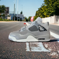 Jordan 4 Retro Frozen Moments (Women's)