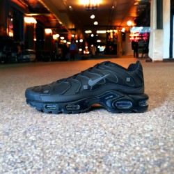 Nike Air TN Max Plus A-COLD-WALL Black